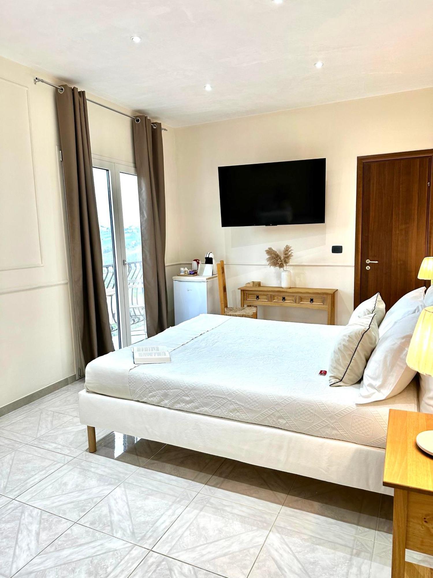B&B Eyexei Domus Agrigento Luaran gambar