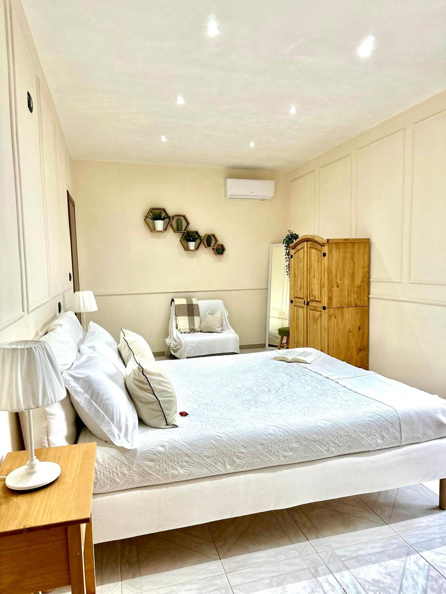 B&B Eyexei Domus Agrigento Luaran gambar