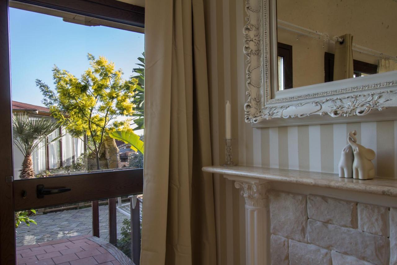 B&B Eyexei Domus Agrigento Luaran gambar
